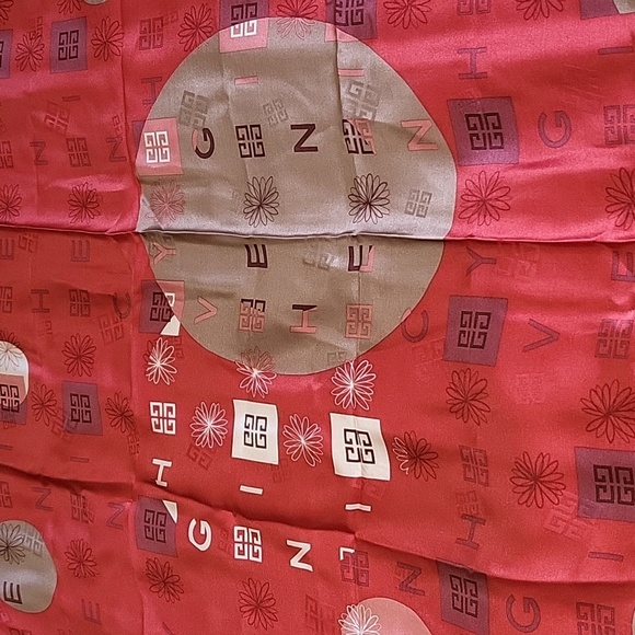 NWT Givenchy Elegant Classy Red Silk Scarf with Geometric Patterns 31" - Picture 4 of 10